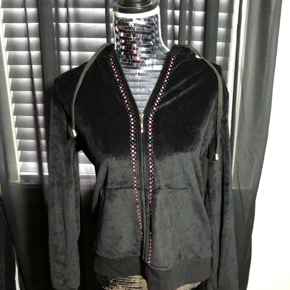 Royale Lady L Black Zip Front Hooded Jacket Top
